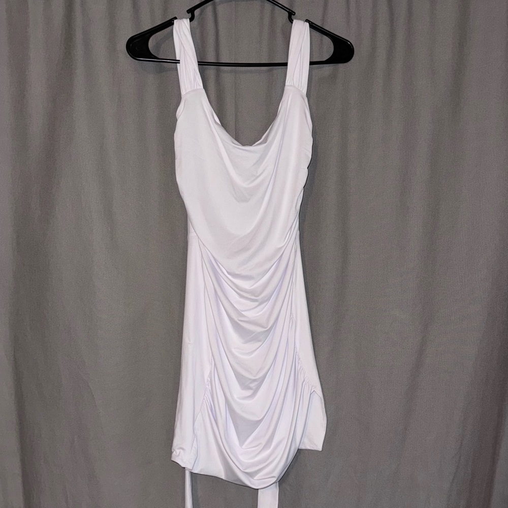 White tight dress! Size: small, Brand: SHESEEWORLD